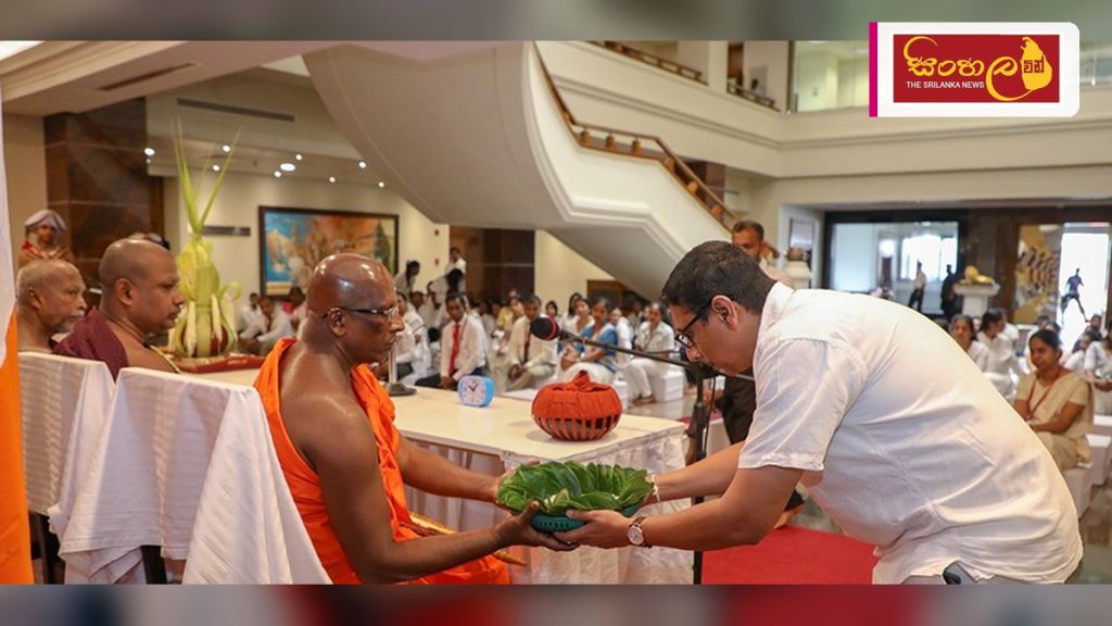 පොසොන් උත්සවය නිමිත්තෙන් ආරක්ෂක අමාත්‍යාංශයේ ආගමික වැඩසටහන් මාලාවක්