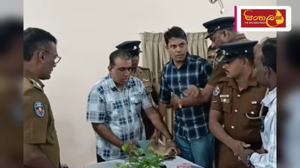 කිලිනොච්චි දිස්ත්‍රික් කමිටු රැස්වීමේදී උණුසුම් තත්ත්වයක්