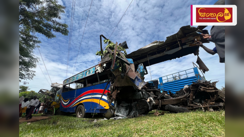 උගන්ඩාවේ පාසල් බස් රථයක් අනතුරට ලක්වෙයි: සිසුන් ඇතුළු 21ක් මරුට