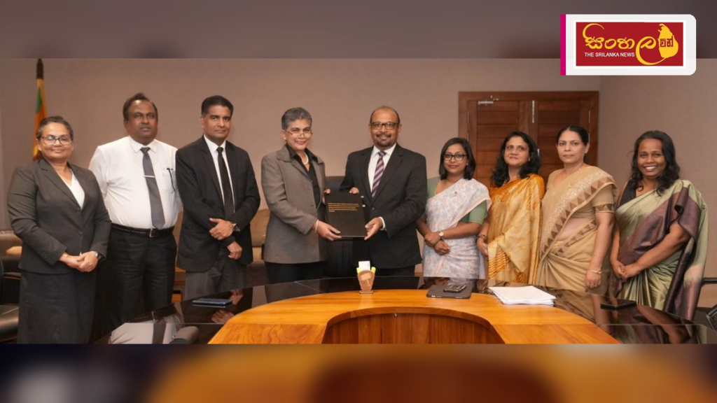 ජනාධිපති පොදු සමාව ලබාදීමේ ක්‍රමවේදය වෙනස් වෙයි: නව නිර්දේශ ඇතුළත් වාර්තාව භාරදේ