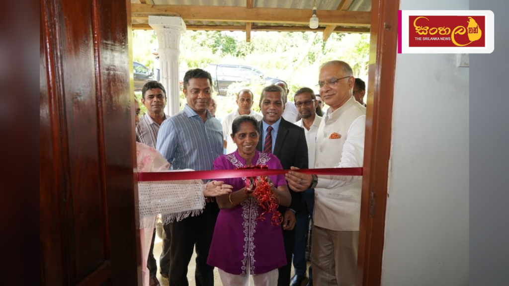 ඉන්දීය ආධාර යටතේ තවත් ආදර්ශ ගම්මාන දෙකක් ජනතා අයිතියට ඉන්දීය ආධාර යටතේ තවත් ආදර්ශ ගම්මාන දෙකක් ජනතා අයිතියට