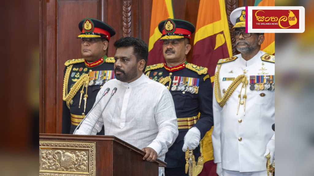 Headline: නවතා දමා ඇති මාර්ග සංවර්ධන ව්‍යාපෘති කඩිනමින් යළි ආරම්භ කිරීමට ජනපතිගෙන් උපදෙස් Intended image subject: President Anura Kumara Dissanayake at a meeting Story summary: 202