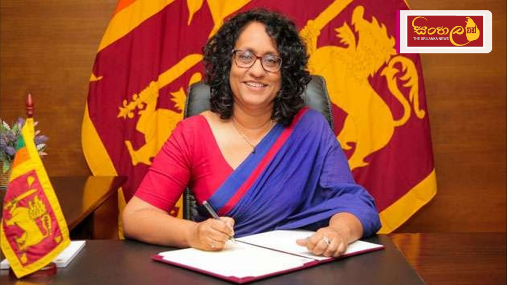Headline: දරුවන් වෙනුවෙන් සංවේදී සමාජයක් ගොඩනැගීම අත්‍යවශ්‍යයි - අග්‍රාමාත්‍යවරිය Intended image subject: Prime Minister Dr. Harini Amarasuriya at the education ministry event Stor