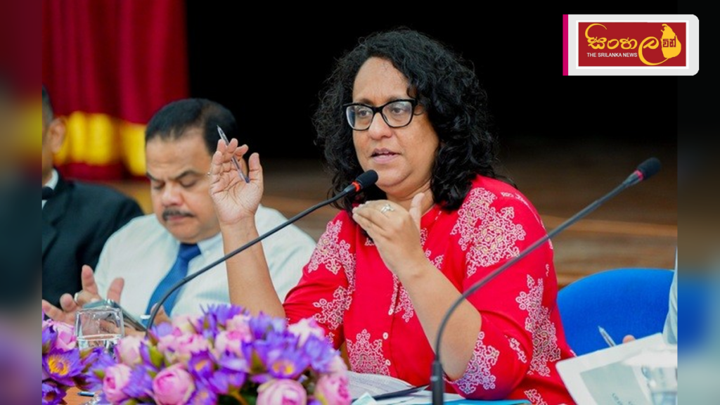 Headline: නව අධ්‍යාපන ප්‍රතිසංස්කරණ හරහා සෑම දරුවෙකුටම උපාධි මාවතක්: අග්‍රාමාත්‍යවරිය Intended image subject: Prime Minister Dr. Harini Amarasuriya Story summary: නව අධ්‍යාපන ප්‍රත