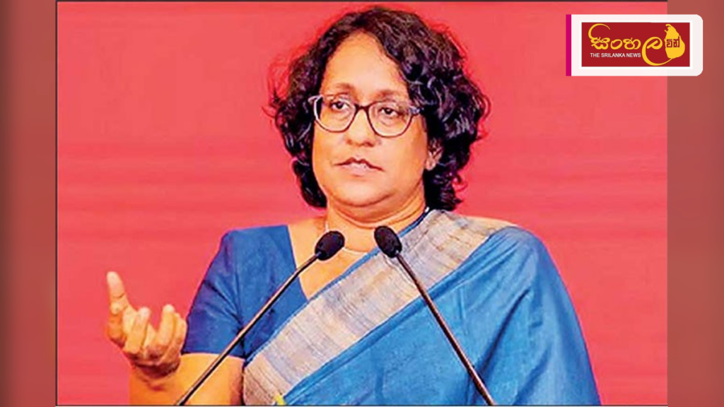 ආබාධ සහිත සිසුන්ගේ අනාගතය සුරක්ෂිත කිරීම රජයේ වගකීමක් – අග්රාමාත්ය Headline: ආබාධ සහිත සිසුන්ගේ අනාගතය සුරක්ෂිත කිරීම රජයේ වගකීමක් - අග්රාමාත්ය Intended image subject: Prime Minister Harini Amarasuriya at the university event Story summary: ආබාධ
