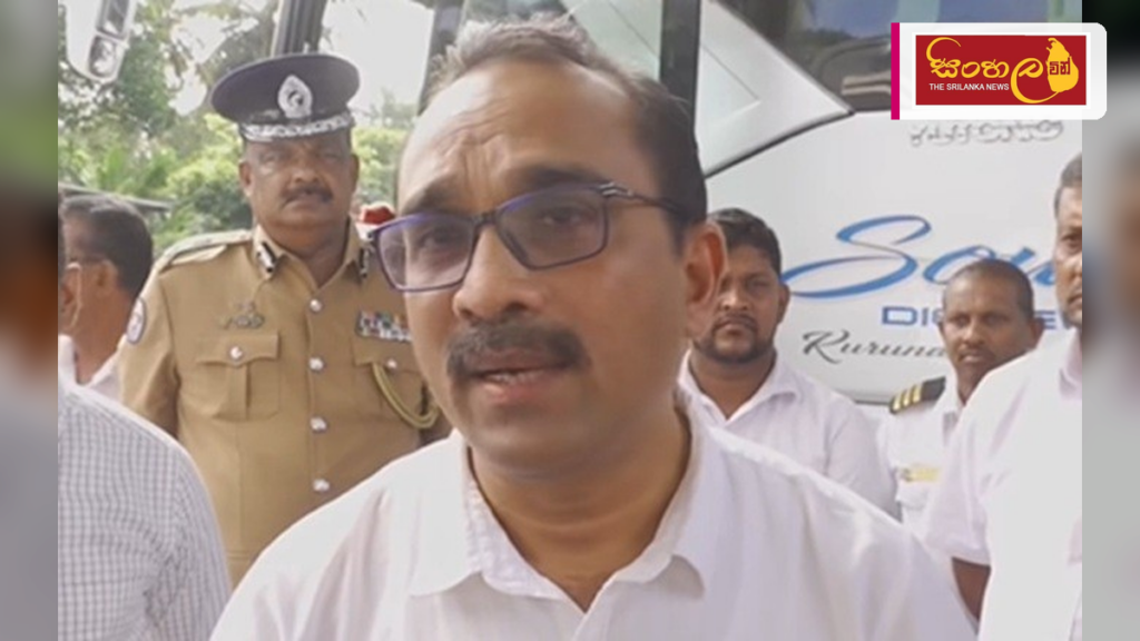 මගී ප්රවාහන වාහන සඳහා දැඩි මාර්ග නීති සහ නව සහතික කිරීමේ ක්රියාවලියක් Headline: මගී ප්රවාහන වාහන සඳහා දැඩි මාර්ග නීති සහ නව සහතික කිරීමේ ක්රියාවලියක් Intended image subject: Bimal Rathnayake speaking at an event Story summary: මගී ප්රවාහන වාහනවල ආ