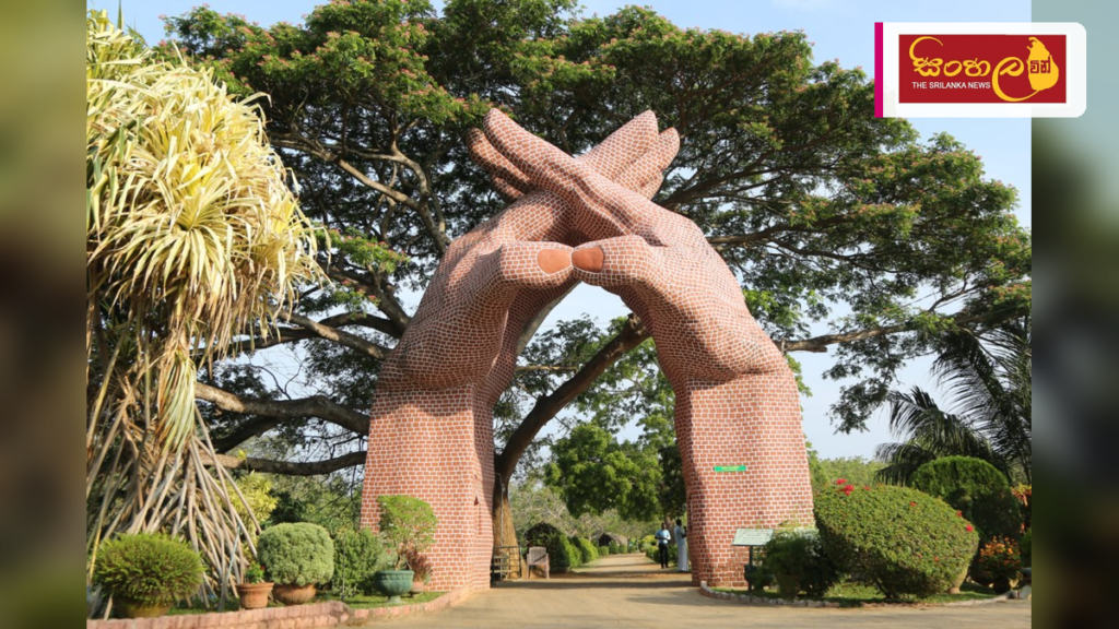 ගාල්ල වීරපාන කෘෂි තාක්ෂණ හා සංචාරක උද්යානය විවෘත කෙරේ Headline: ගාල්ල වීරපාන කෘෂි තාක්ෂණ හා සංචාරක උද්යානය විවෘත කෙරේ Intended image subject: Galle Veerapana Agro-tourism park opening ceremony Story summary: ගාල්ල වීරපාන ප්රදේශයේ නව