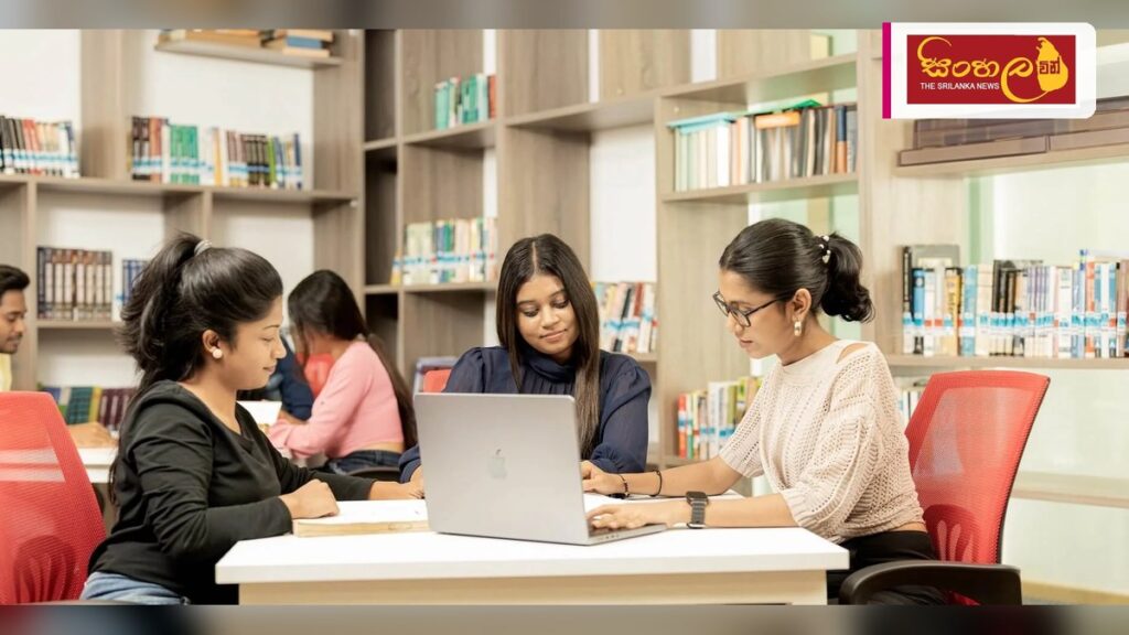 2025 උසස් පෙළ සිසුන් විශ්වවිද්යාලවලට බඳවා ගැනීම අවිනිශ්චිතයි Headline: 2025 උසස් පෙළ සිසුන් විශ්වවිද්යාලවලට බඳවා ගැනීම අවිනිශ්චිතයි Intended image subject: University students and lecture hall environment Story summary: විශ්වවිද්යාල පද්ධති