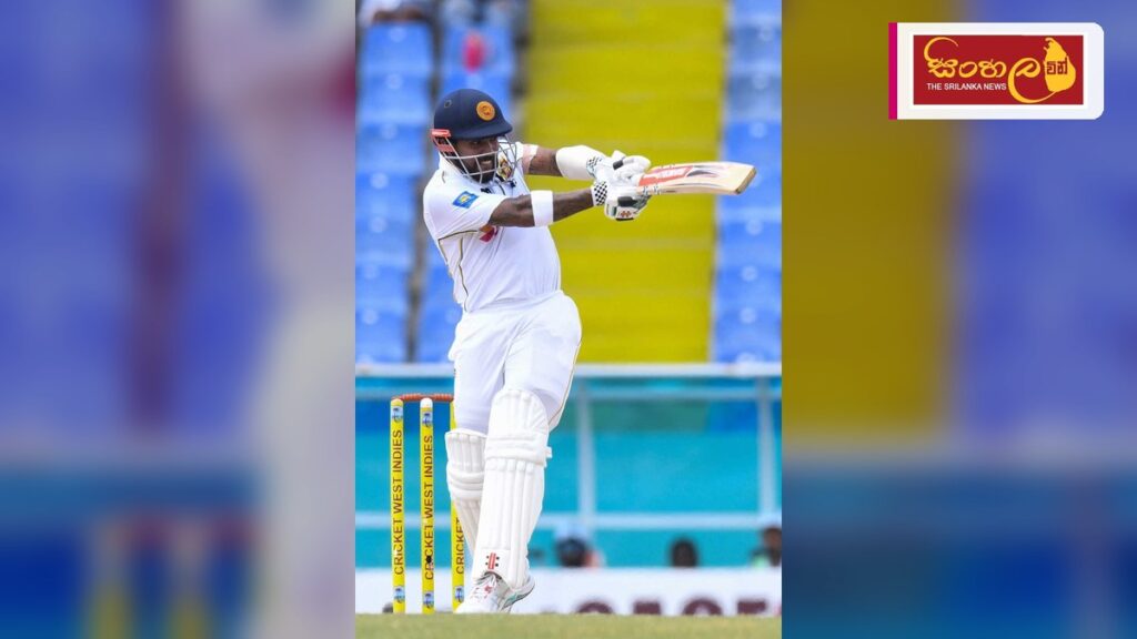 Headline: ICC එක්දින ශ්‍රේණිගත කිරීම්වල කුසල් මෙන්ඩිස් ඉදිරියට Intended image subject: Kusal Mendis batting Story summary: අලුත්ම ICC එක්දින පිතිකරුවන් ශ්‍රේණිගත කිරීම් අනුව ශ්‍රී