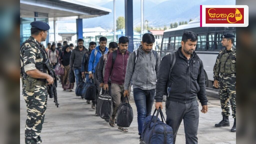 කාශ්මීරයේ නීතිවිරෝධීව රැඳී සිටි බංග්ලාදේශ ජාතිකයන් 150ක් පිටුවහල් කෙරේ Headline: කාශ්මීරයේ නීතිවිරෝධීව රැඳී සිටි බංග්ලාදේශ ජාතිකයන් 150ක් පිටුවහල් කෙරේ Intended image subject: Indian security forces and border control operations Story summary: ඉන්දියා
