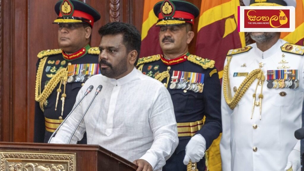 ග්රාම නිලධාරීන් 1,540කට ජනපති අතින් පත්වීම් ලිපි Headline: ග්රාම නිලධාරීන් 1,540කට ජනපති අතින් පත්වීම් ලිපි Intended image subject: President Anura Kumara Dissanayake handing over appointment letters to Grama Niladharis Story su