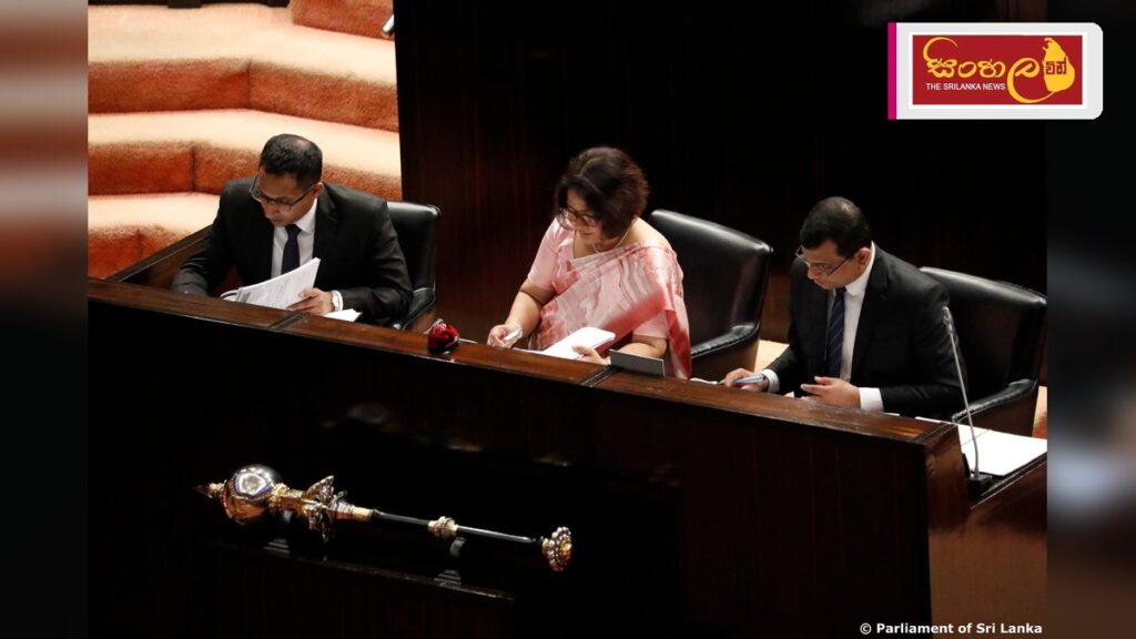 Headline: පාර්ලිමේන්තුවේ අභිනව භාෂා පරිවර්තන ඒකකය විවෘත කෙරේ Intended image subject: Parliament of Sri Lanka translation unit opening ceremony Story summary: ශ්‍රී ලංකා පාර්ලිමේන්ත