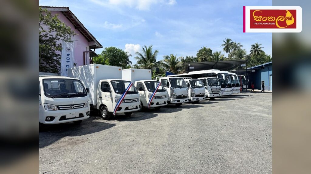 ජා-ඇල නව FOTON සේවා මධ්යස්ථානයෙන් අලෙවියෙන් පසු සේවාව ශක්තිමත් කෙරේ Headline: ජා-ඇල නව FOTON සේවා මධ්යස්ථානයෙන් අලෙවියෙන් පසු සේවාව ශක්තිමත් කෙරේ Intended image subject: Indra Traders FOTON service center opening ceremony Story summary: ශ්රී ලංකා