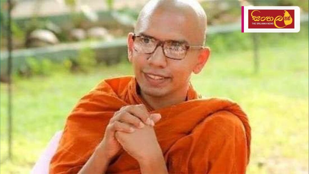 රෝහල්ගත කළ බලංගොඩ කස්සප හිමියන් යළි සත්යග්රහයට එක්වෙයි Headline: රෝහල්ගත කළ බලංගොඩ කස්සප හිමියන් යළි සත්යග්රහයට එක්වෙයි Intended image subject: Balangoda Kassapa Thero Story summary: පූජ්ය ගලගොඩඅත්තේ ඥානසාර හිමියන් නිදහස් කරන ලෙස ඉල