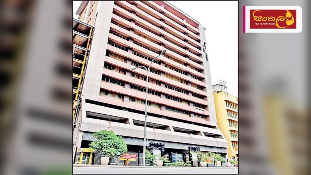 Headline: වාර්ෂික ආදායම් බදු වාර්තා භාරදීමට අවසන් දිනය නොවැම්බර් 30 Intended image subject: Inland Revenue Department building Colombo Story summary: 2025/2026 තක්සේරු වර්ෂය සඳහා ව